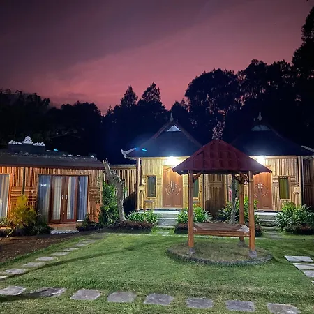 D\'Yoga Bamboo Cabin